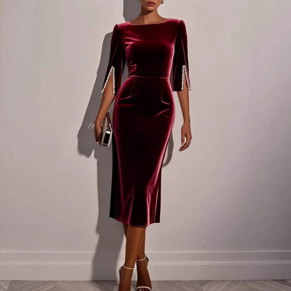 Damen Samtkleid Figurbetont Perlendetails Eveloria