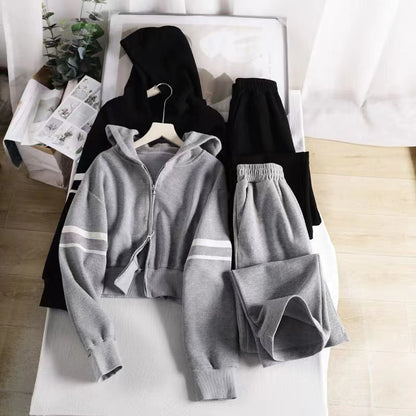 Damen Hoodie Jogginghose Kombi mit Reißverschluss Schwarz Eveloria - Eveloria