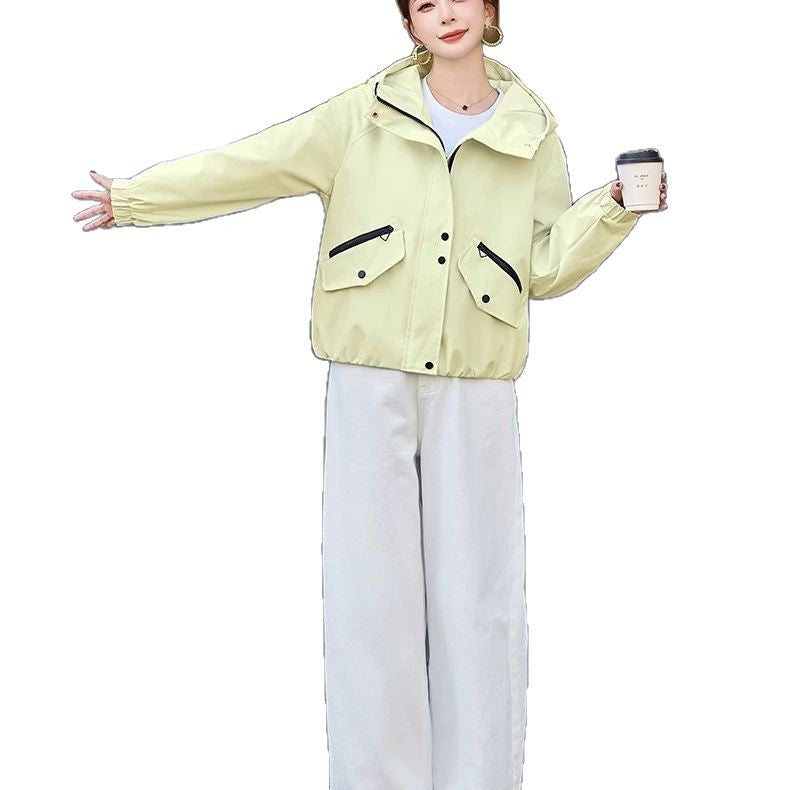 Damen Übergangsjacke mit Kapuze und Taschen Eveloria