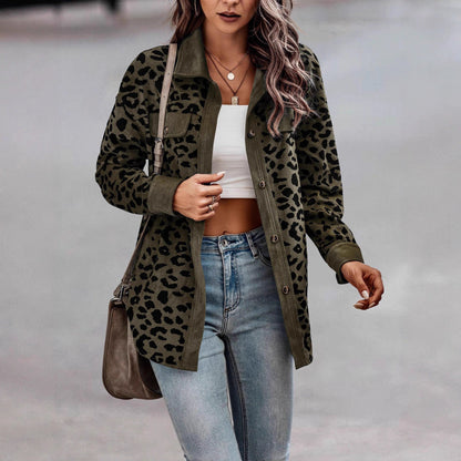 Damen Kordjacke Leo-Print Brusttaschen Eveloria