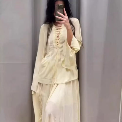 Damen Bluse mit Schnürdetail und weiten Ärmeln Eveloria