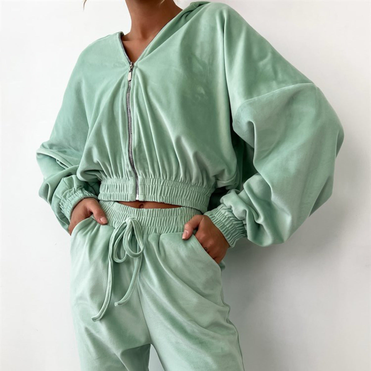 Damen Velours-Jogginganzug Kapuze Kordelzug Schwarz Eveloria - Eveloria