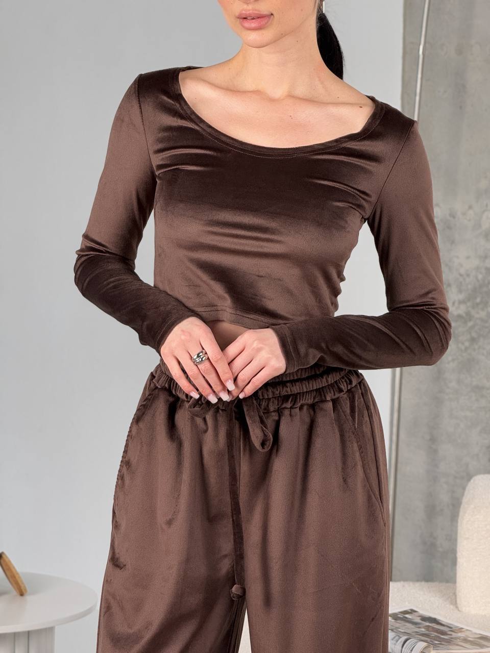Damen Velourshose Cropped Oberteil Stilvoll