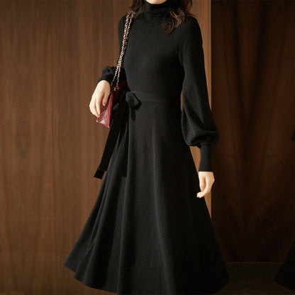 Damen Strickkleid Hohler Kragen Taillierter Gürtel
