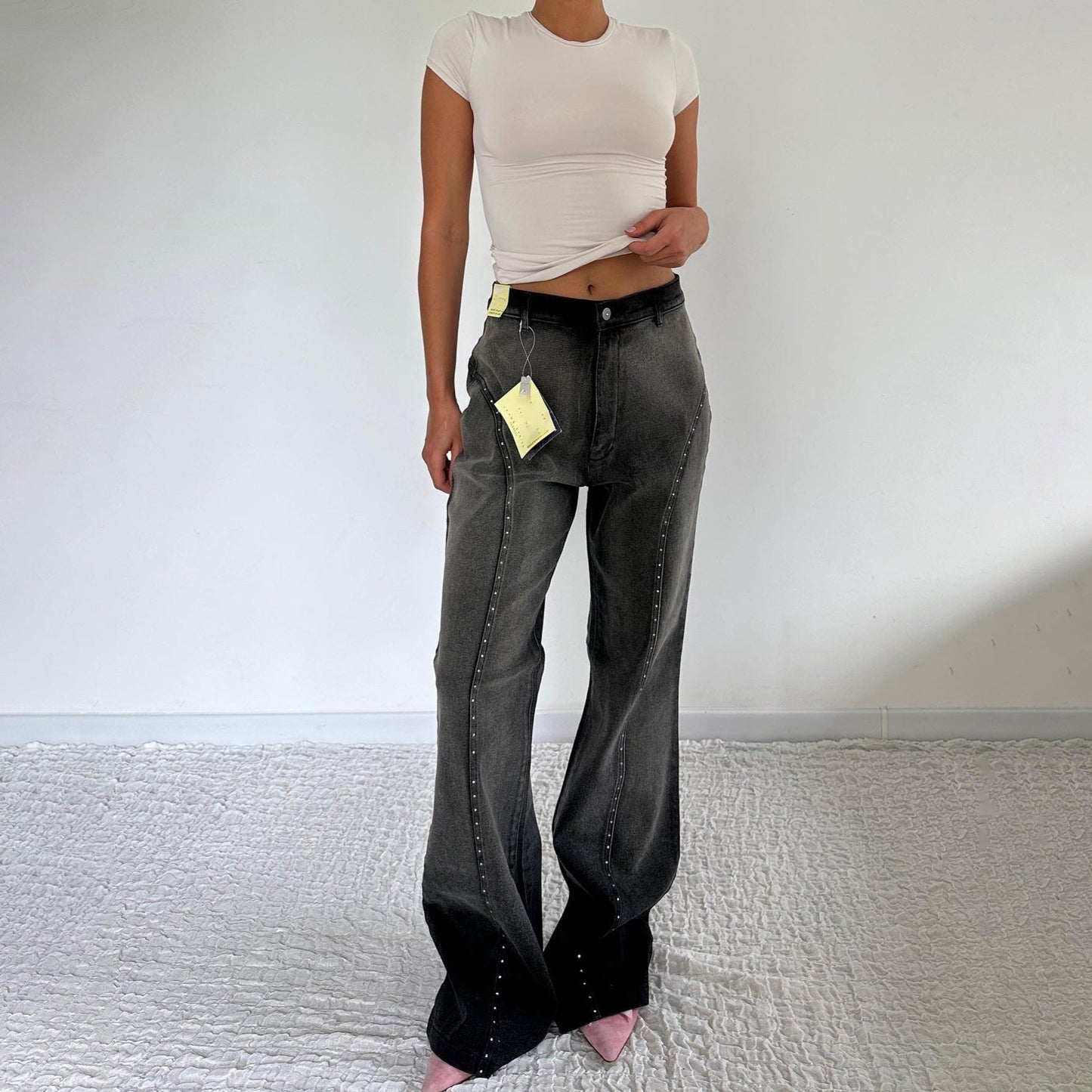 Damen High-Waist Jeans Nietenverzierung Eveloria