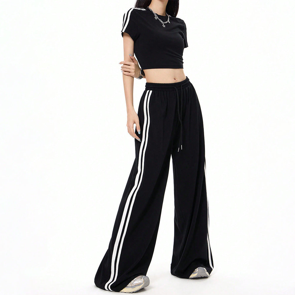 Damen Sportset Crop- und Hose mit Slip-Details - Eveloria