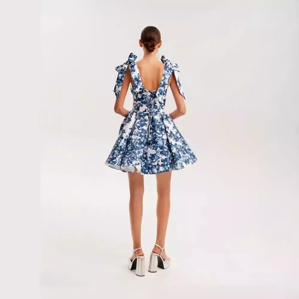 Damen Mini-Kleid Floralmuster Spitzenärmel Eveloria
