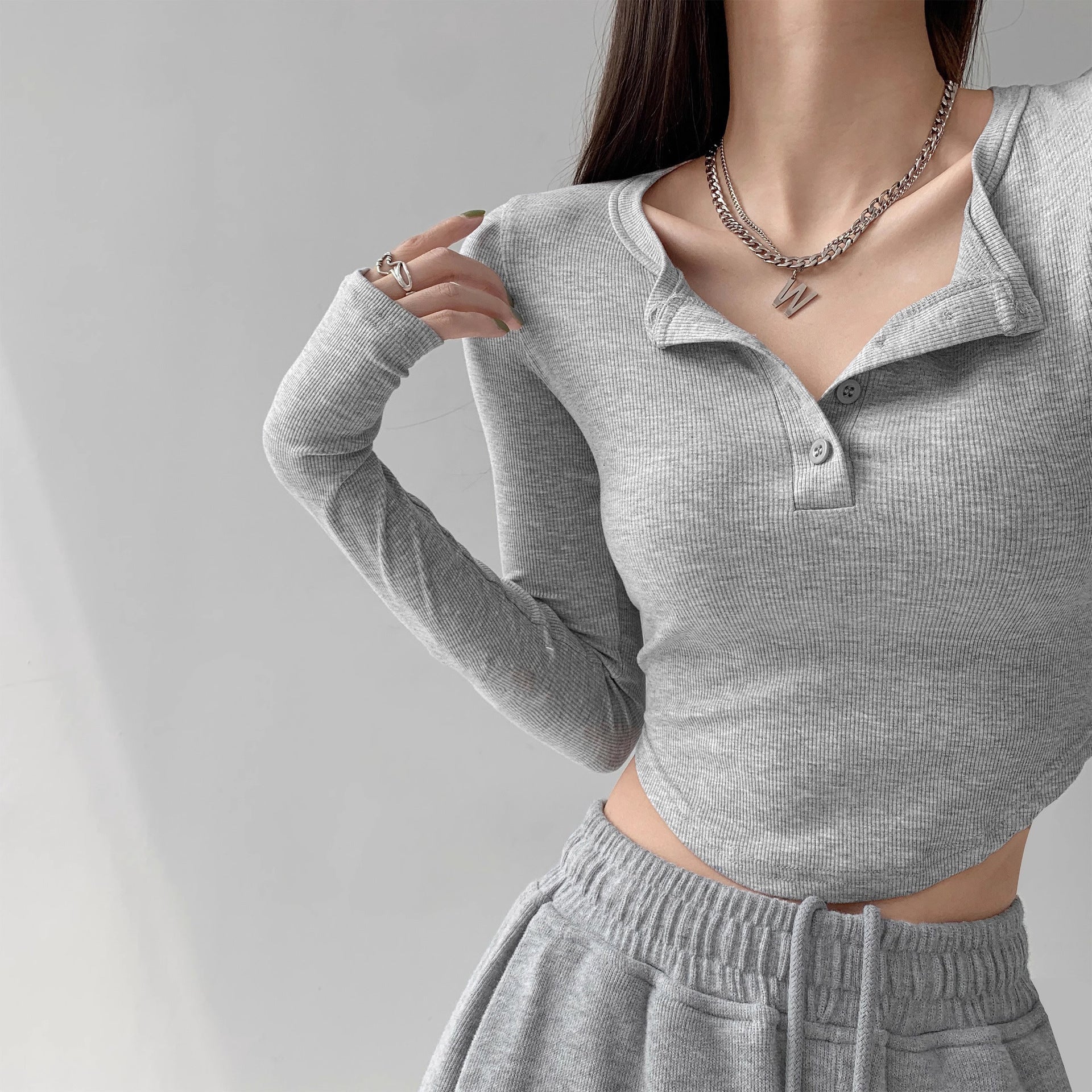 Damen Langarmshirt Dekorativ Knöpfe Lässig Weiß - Eveloria