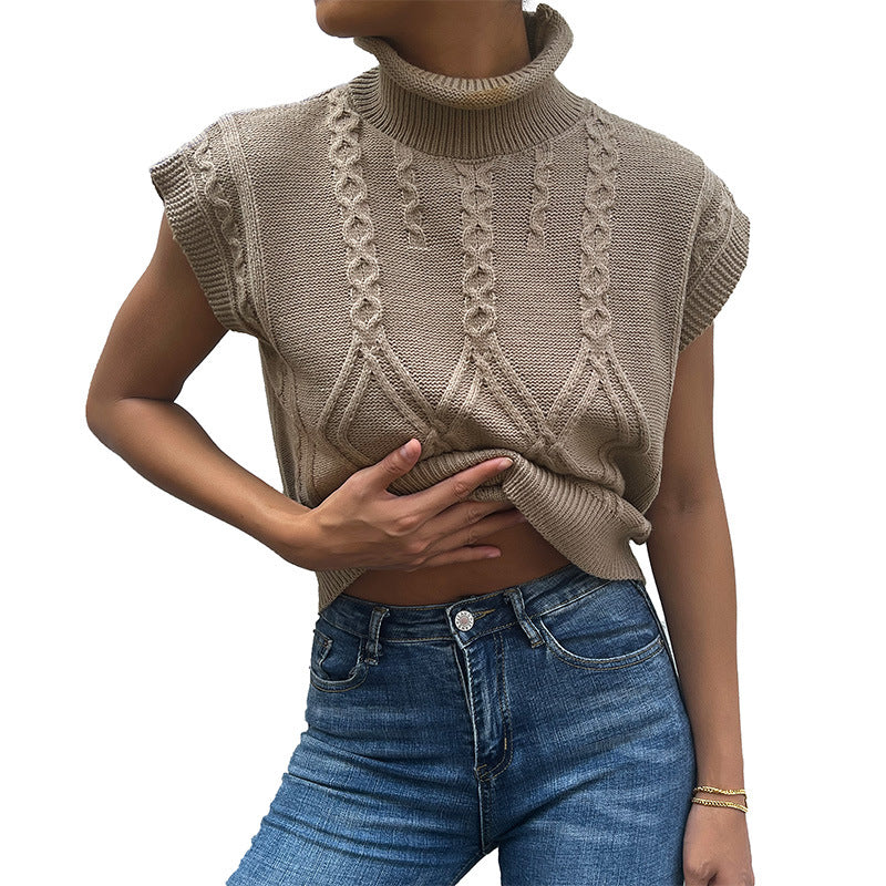 Damen Strickoberteil mit hohem Kragen und Zopfmuster