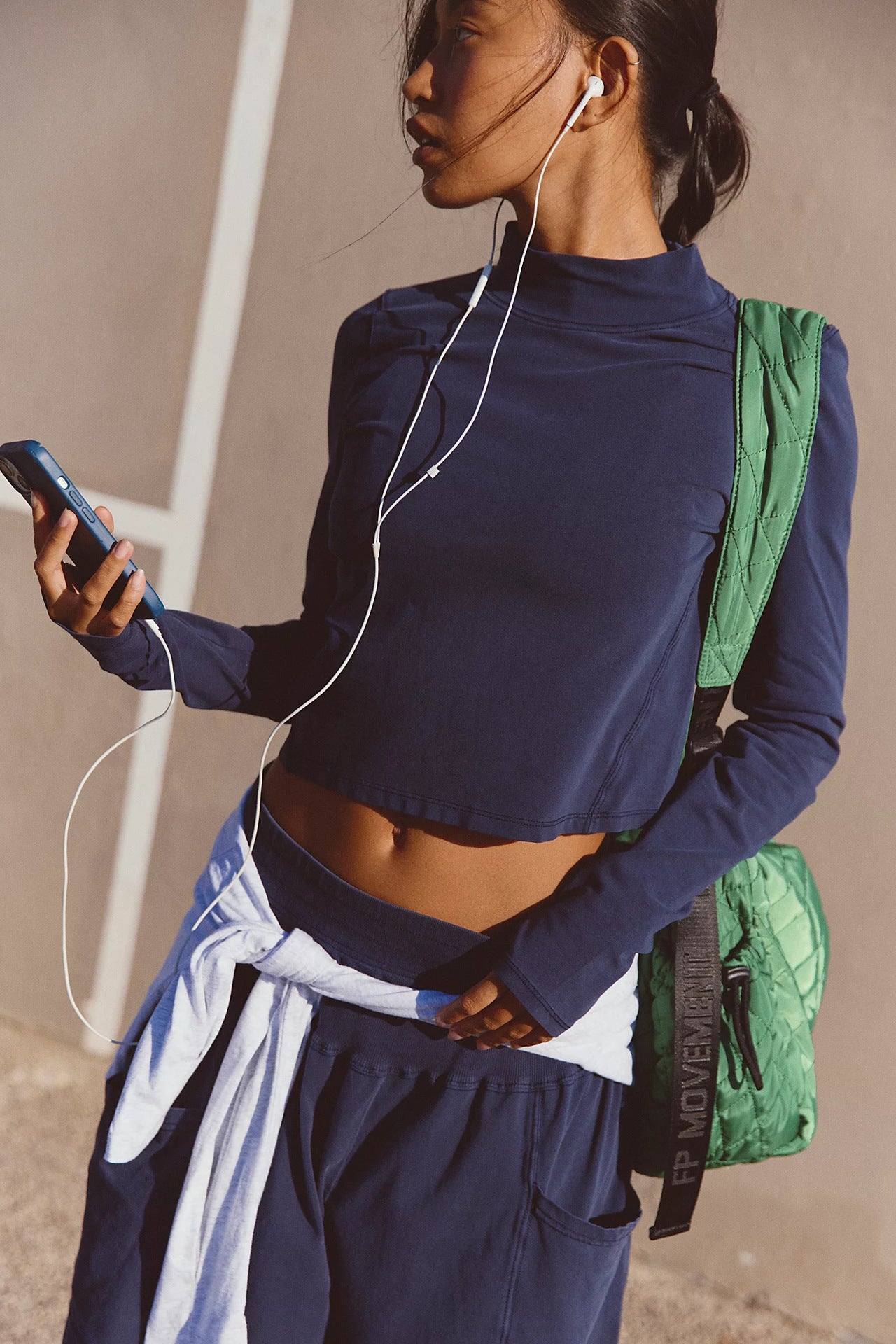 Damen Set Langärmliges Oberteil und weite Hose Eveloria