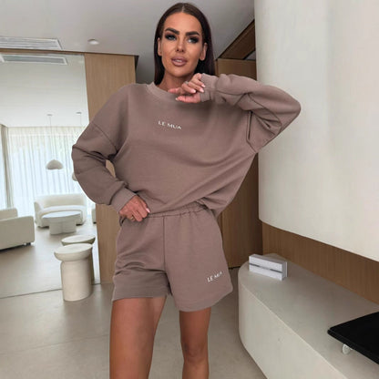 Damen Sweatshirt-Shorts-Set Lässig Geschnitten Eveloria