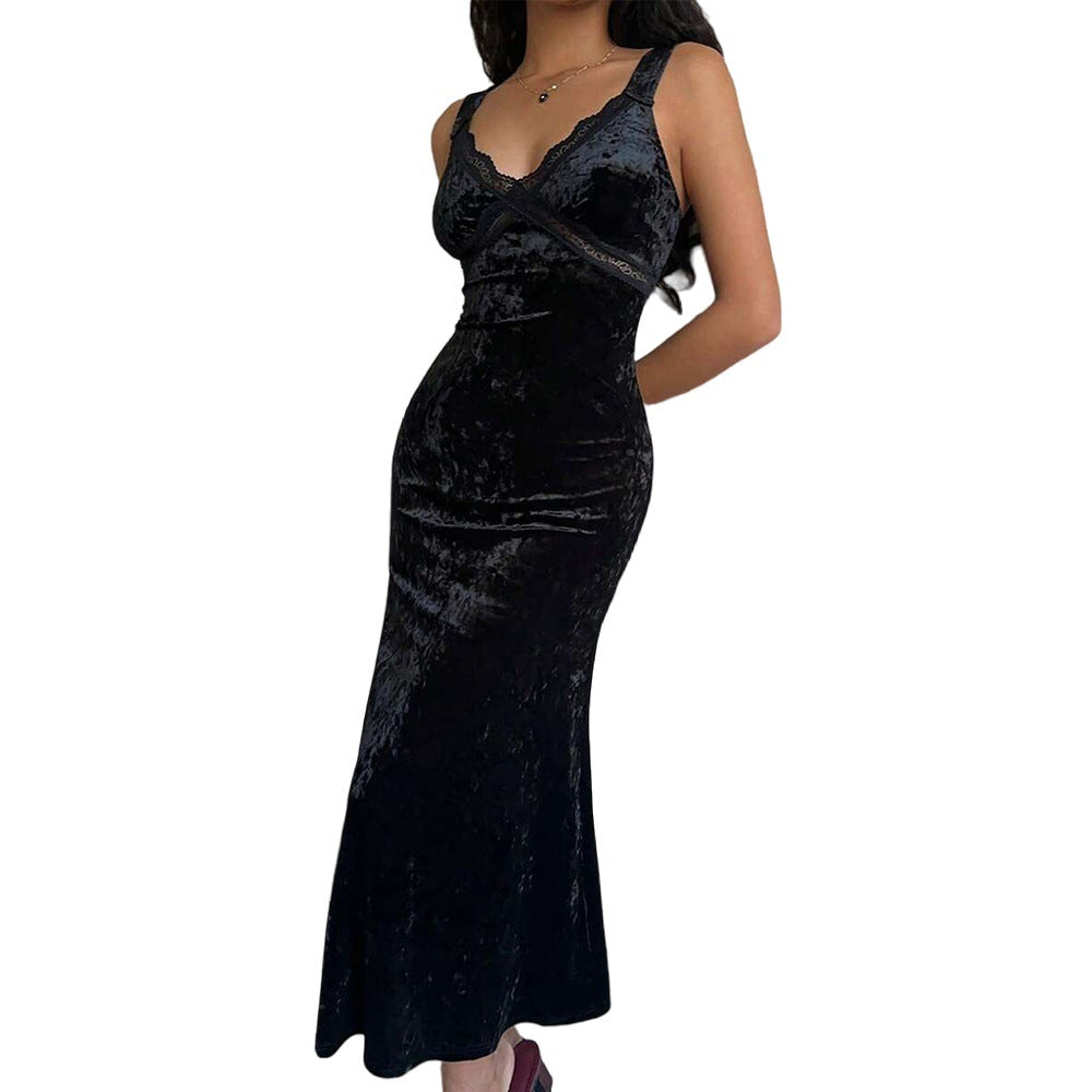 Damen Maxi-Kleid aus Samt mit V-Ausschnitt und Spaghettiträgern