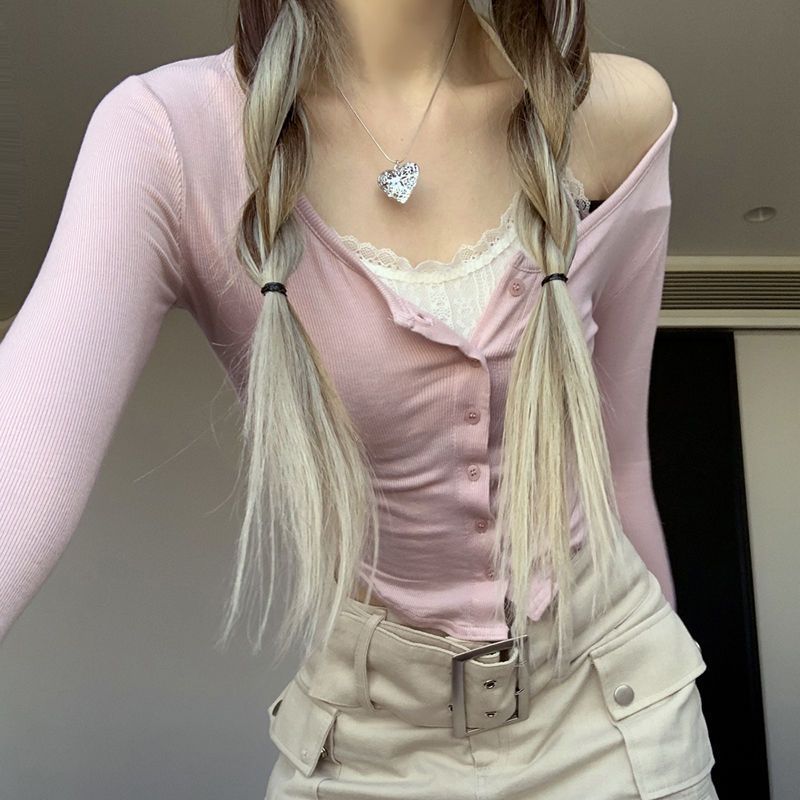 Damen Cropped Langarmshirt mit Knöpfen und Trägerdetails