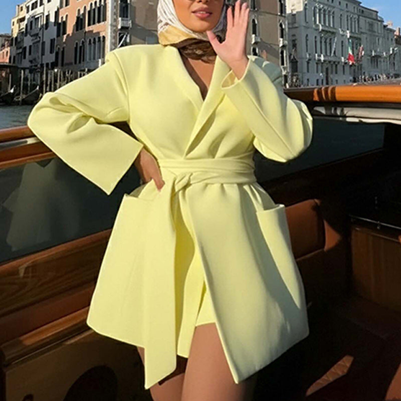 Damen Sommerjacke mit Bindegürtel und Taschen Eveloria