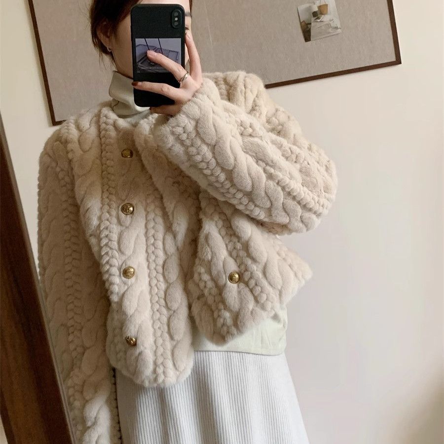 Damen Strickjacke Flauschig Goldknöpfe Beige