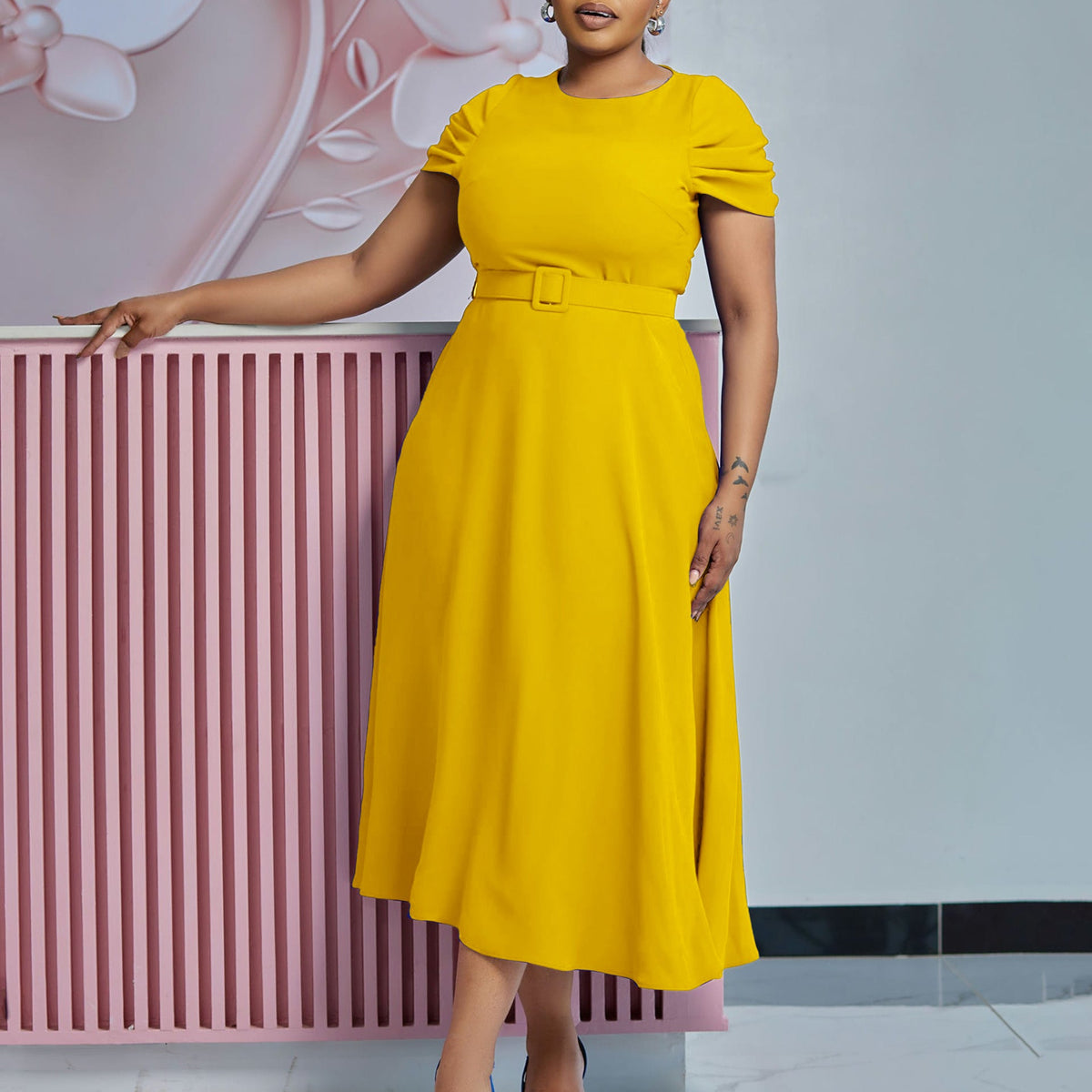 Damen Midi-Kleid mit Gummizug und schmalem Gürtel Eveloria