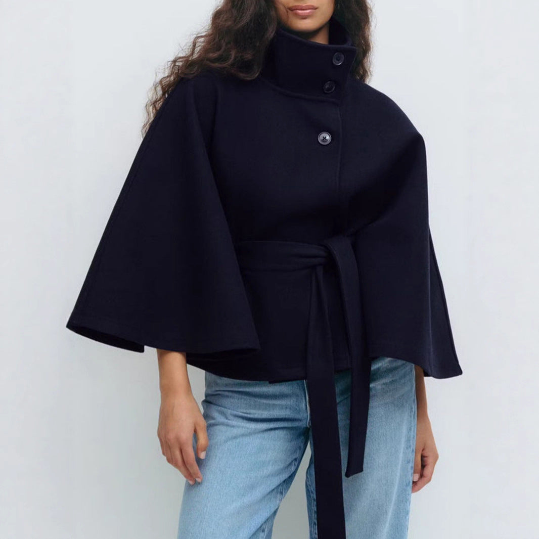 Damen Umhangjacke Hochkragen Gürtel Eveloria