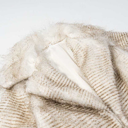 Damen Kunstpelzjacke mit Kragen Eveloria