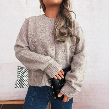 Damen Strickcardigan locker mit Blumenapplikationen und Knöpfen
