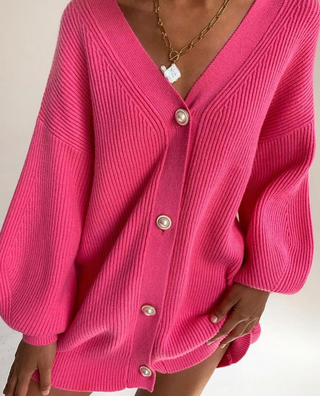 Damen Oversized Strickcardigan mit Dekorativen Knöpfen Beige
