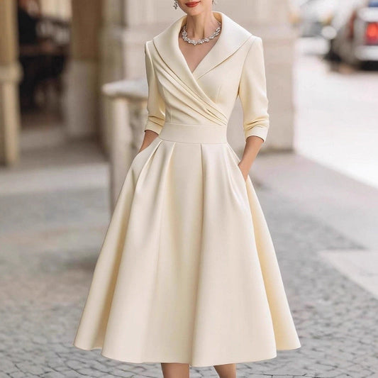 Damen Wickelkleid mit Schößchen und Taschen Eveloria - Eveloria