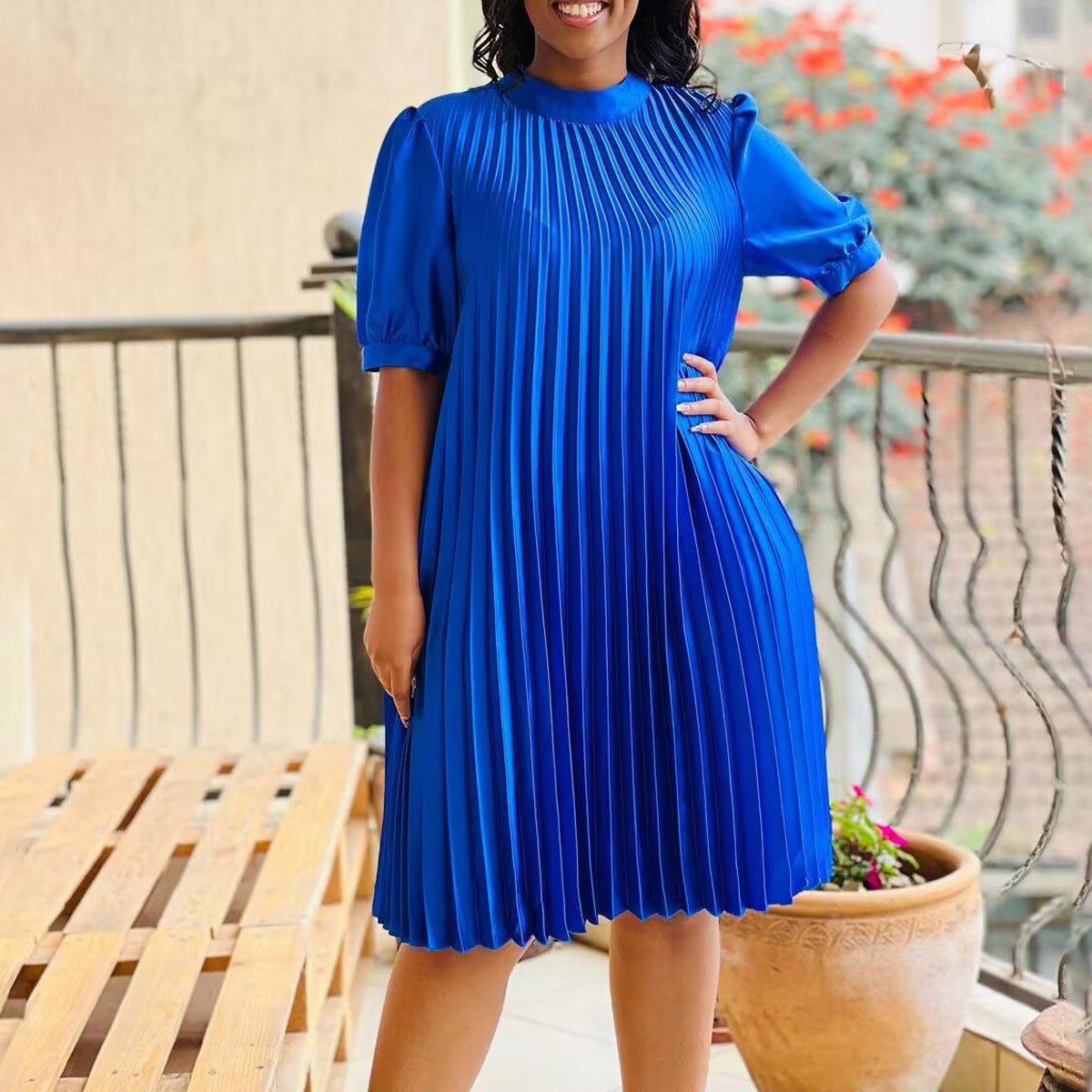 Damen Plissee-Kleid mit Bindeband und Halbärmeln