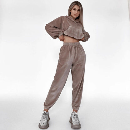 Damen Velours Loungewear-Set mit Cropped Hoodie und elastischer Hose