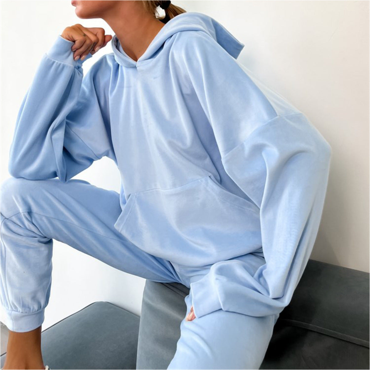 Damen Velours-Sweatanzug mit Kapuze Elastisch Beige - Eveloria