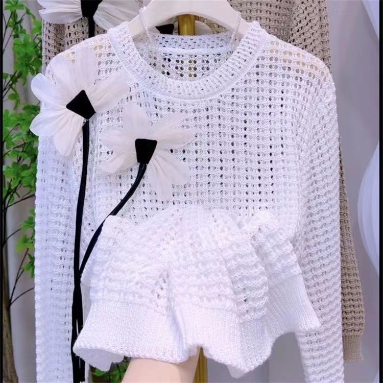 Damen Strickpullover Florale Applikationen Eveloria