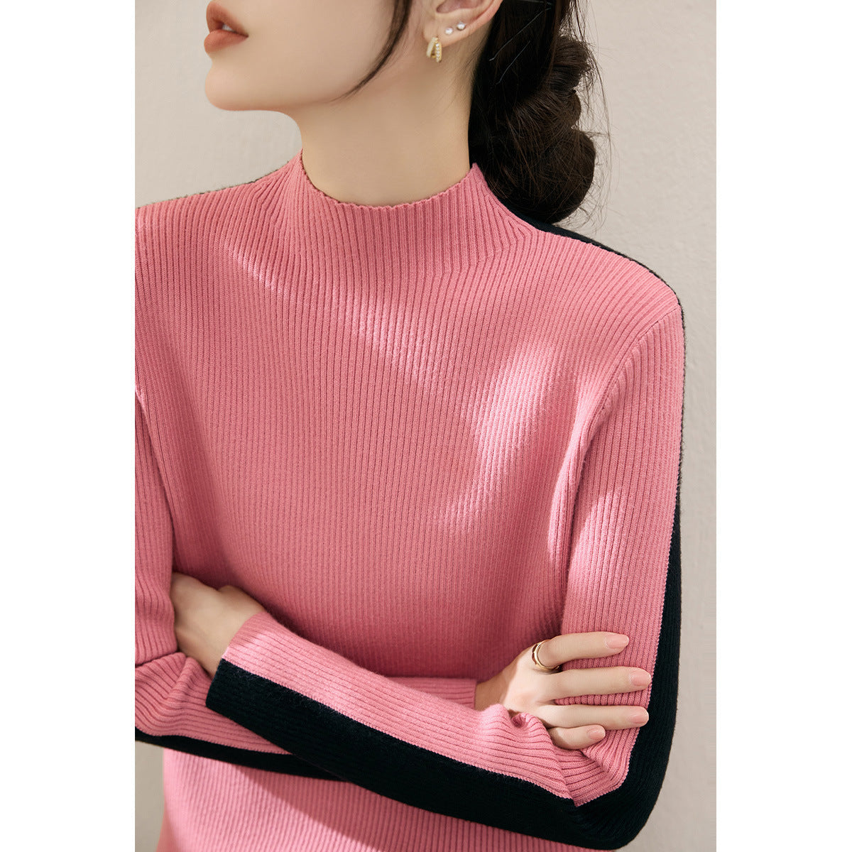 Damen Rollkragenpullover Strukturiertes Rippdesign Kontrastärmel Grau