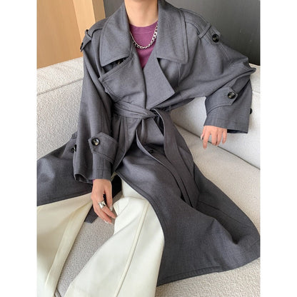 Damen Trenchcoat Großzügige Taschen Moderner Schnitt Eveloria - Eveloria