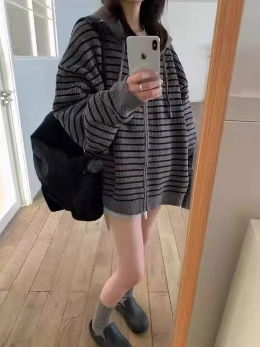 Damen Oversized Strickjacke Reißverschluss Kapuze Eveloria
