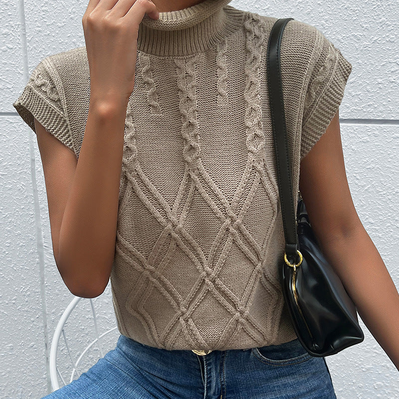 Damen Strickoberteil mit hohem Kragen und Zopfmuster