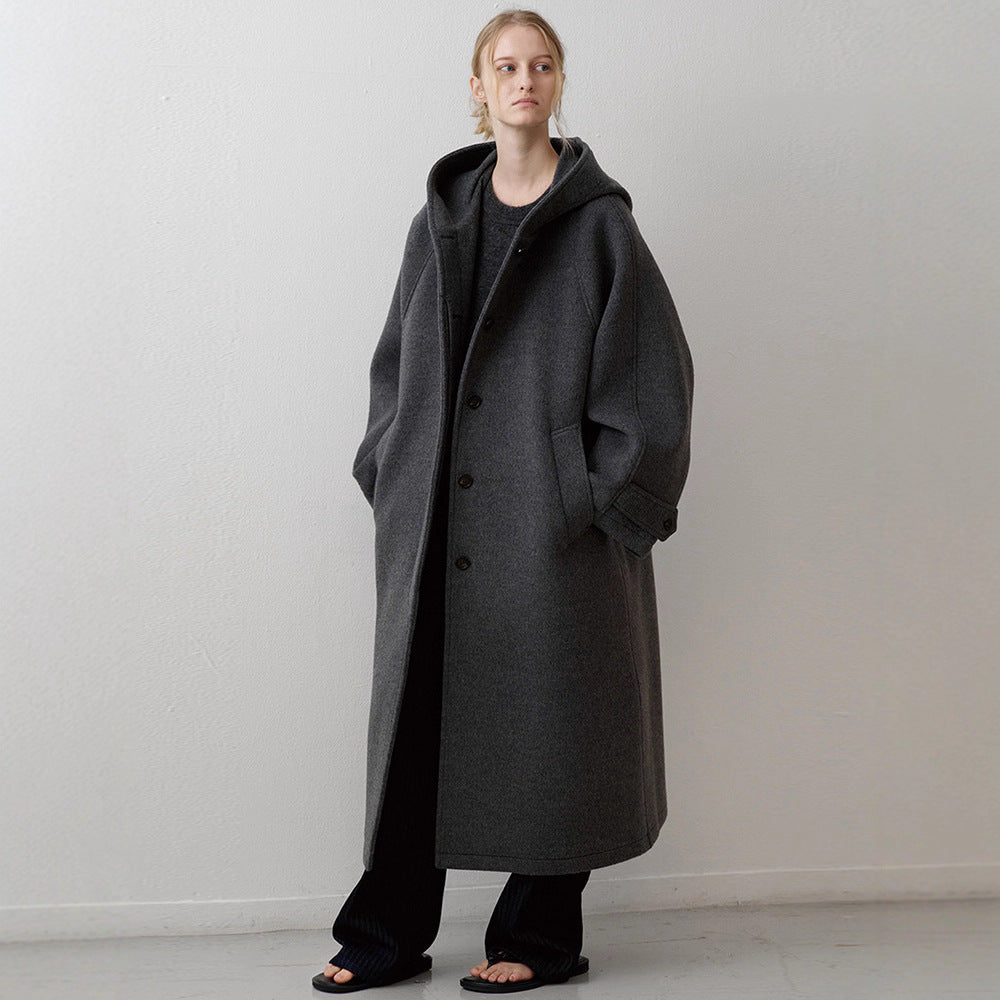 Damen Oversize-Mantel mit Kapuze und Taschen Schwarz Eveloria - Eveloria