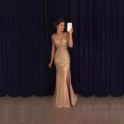 Damen Abendkleid Glitzernd Tiefes Dekolleté Figurbetonter Schnitt