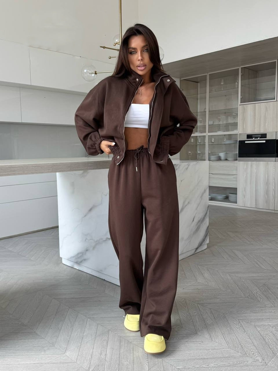 Damen Sportliches Jogging-Set Hochkragen Weites Design Eveloria