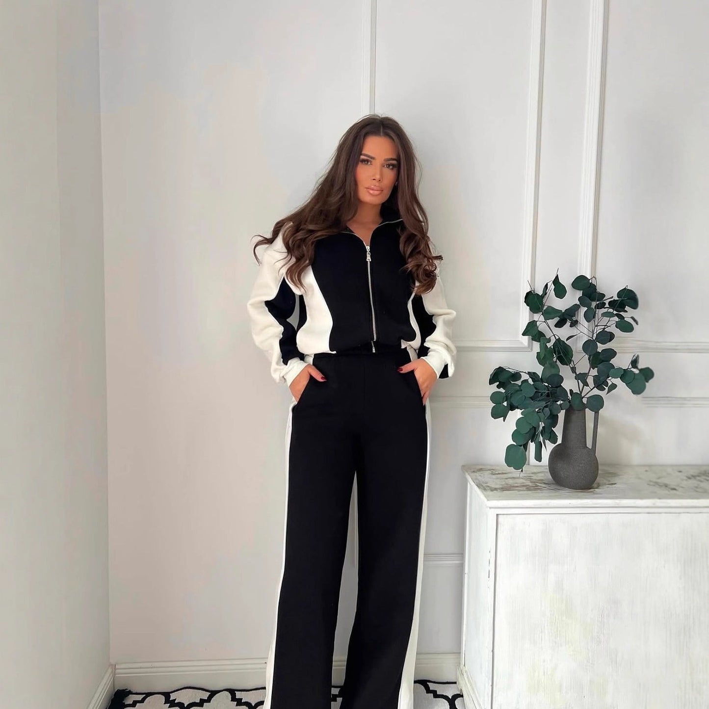 Damen Hoodie-Set mit Flare-Hosen Kontrast-Einsätze Hochkragen
