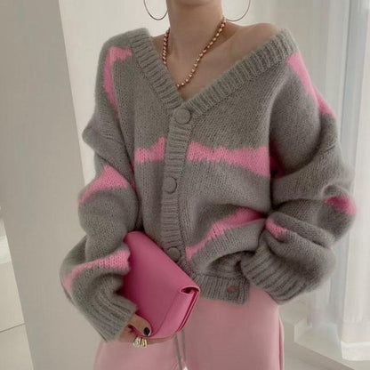 Damen Strickcardigan V-Ausschnitt Auffällige Knöpfe Beige
