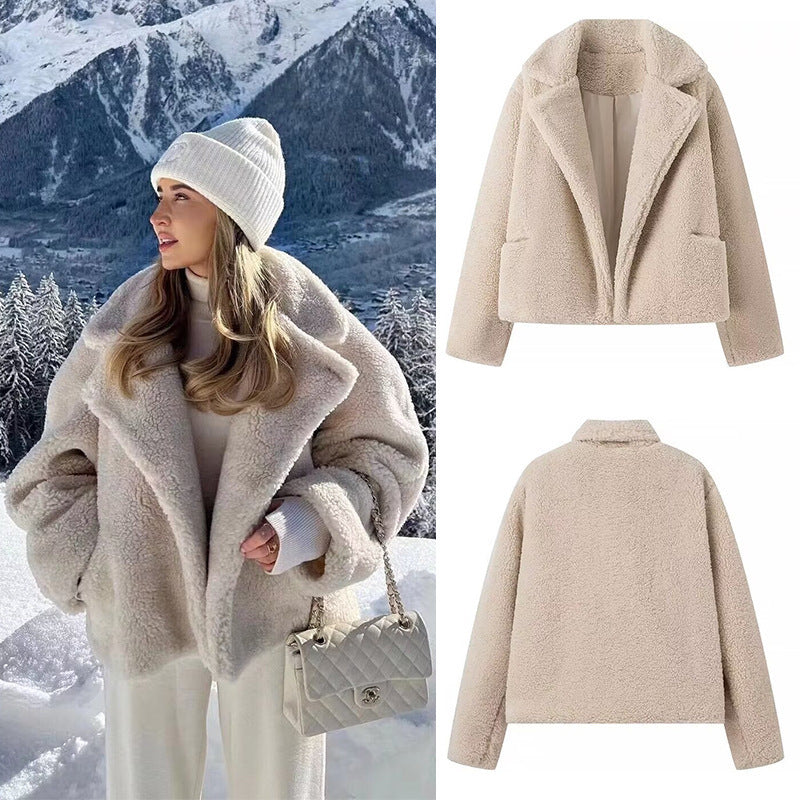 Damen Plüschjacke Reverskragen Taschen Kuschelig Beige Eveloria - Eveloria