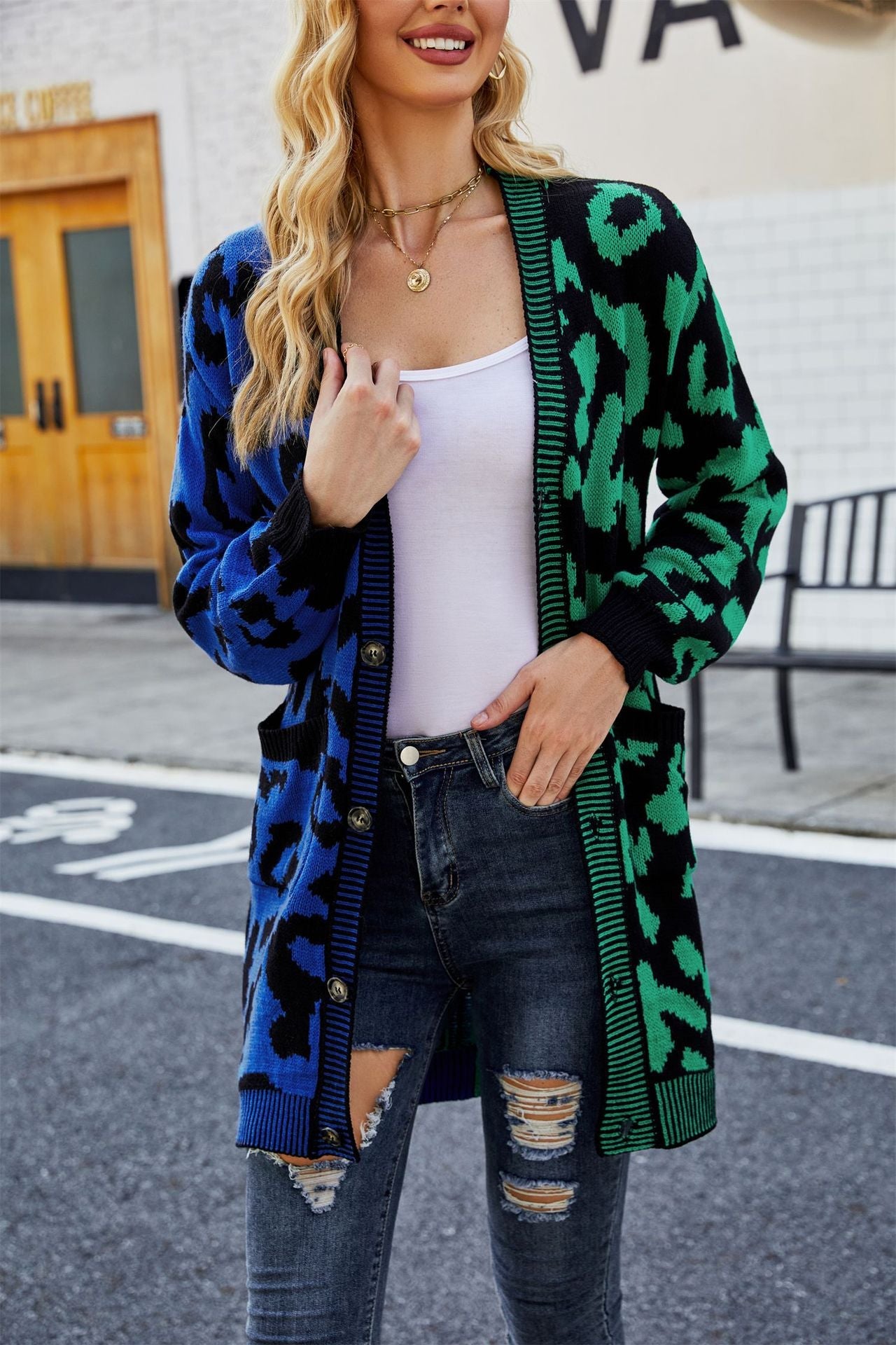 Damen Strickjacke Längeres Modell Auffälliges Muster Eveloria