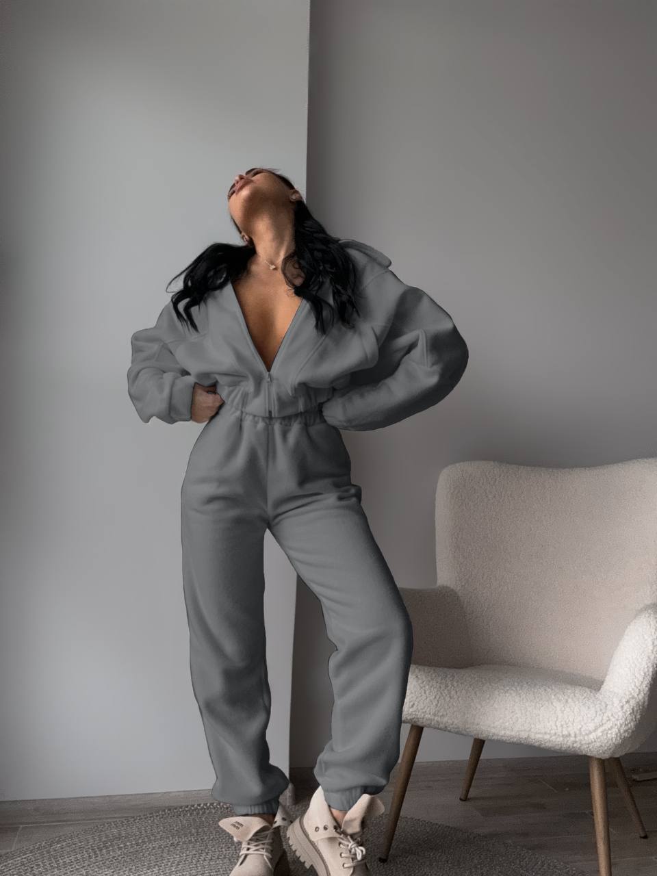 Damen Jumpsuit Tiefes Dekolleté Komfortschnitt Eveloria