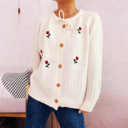 Damen Strickjacke Blumenstickerei Knopfverschluss
