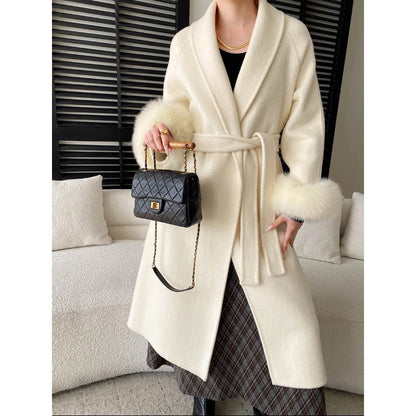 Damen Langmantel Samt Elegant Schwarz Eveloria - Eveloria