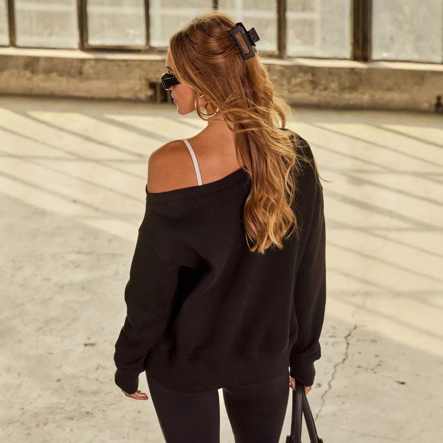 Damen Off-Shoulder Pullover Breite Ärmel Modisch Eveloria