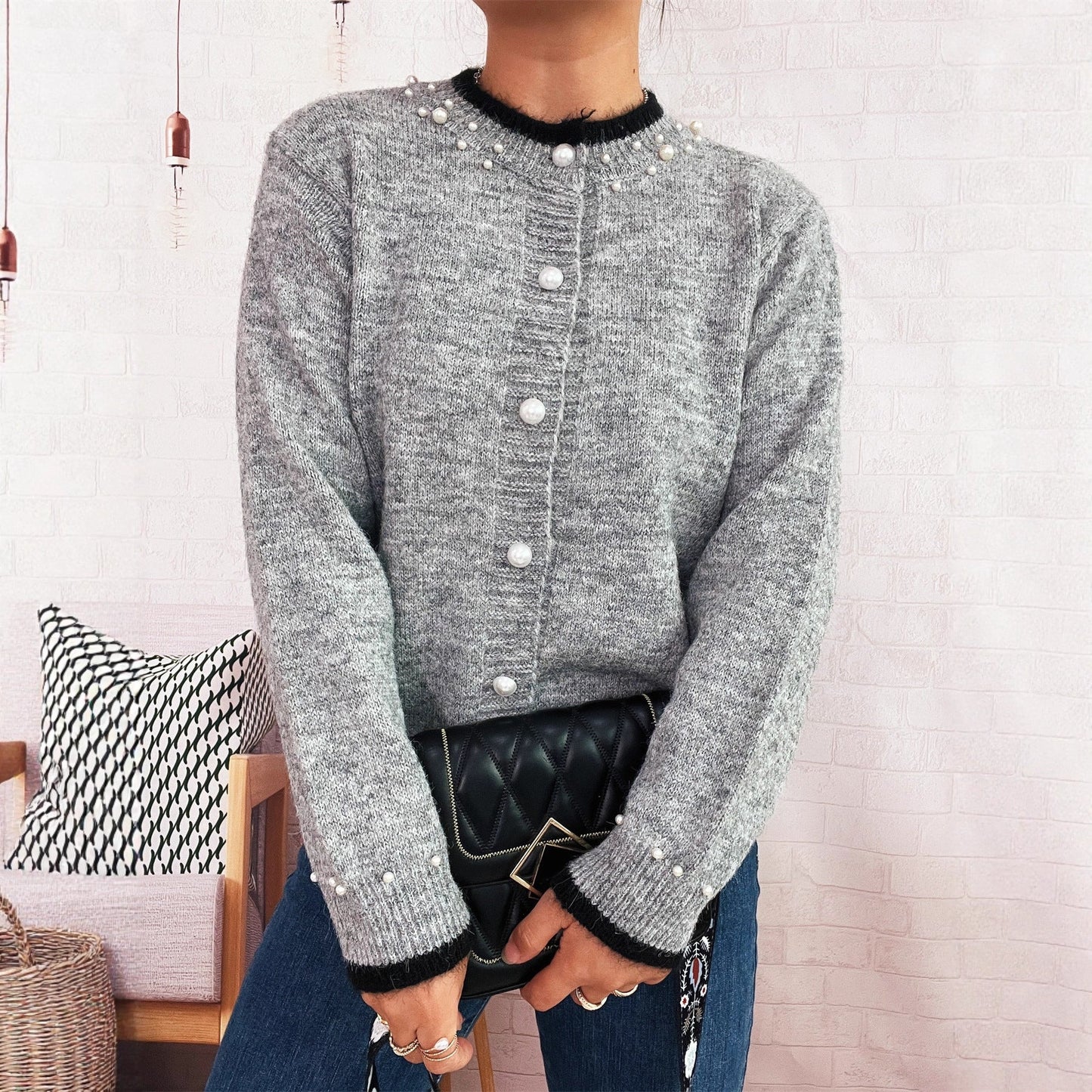 Damen Strickjacke Edel mit Perlenverzierungen und Knöpfen