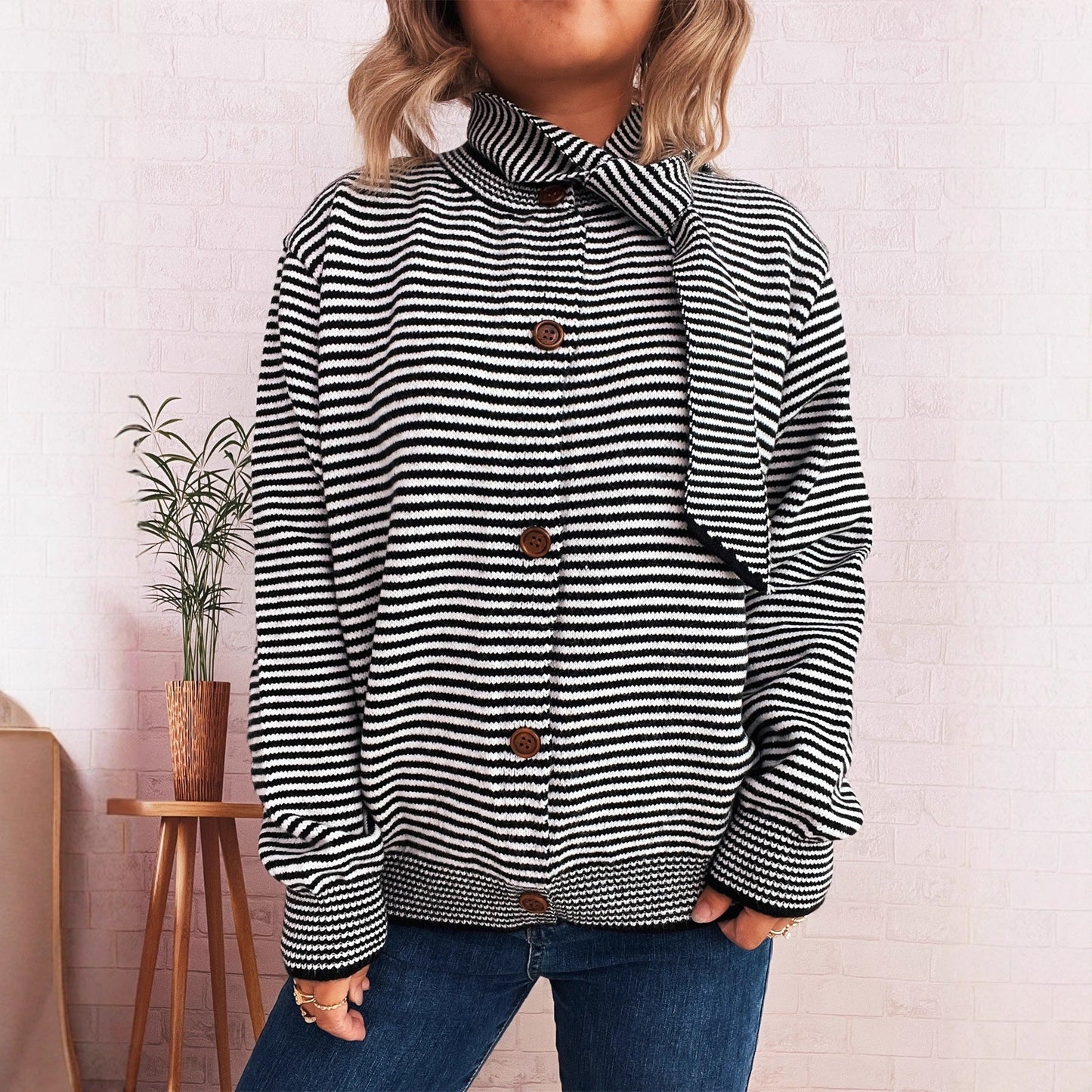 Damen Strickcardigan Gestreift Hochkragen Dekorative Knöpfe - Eveloria