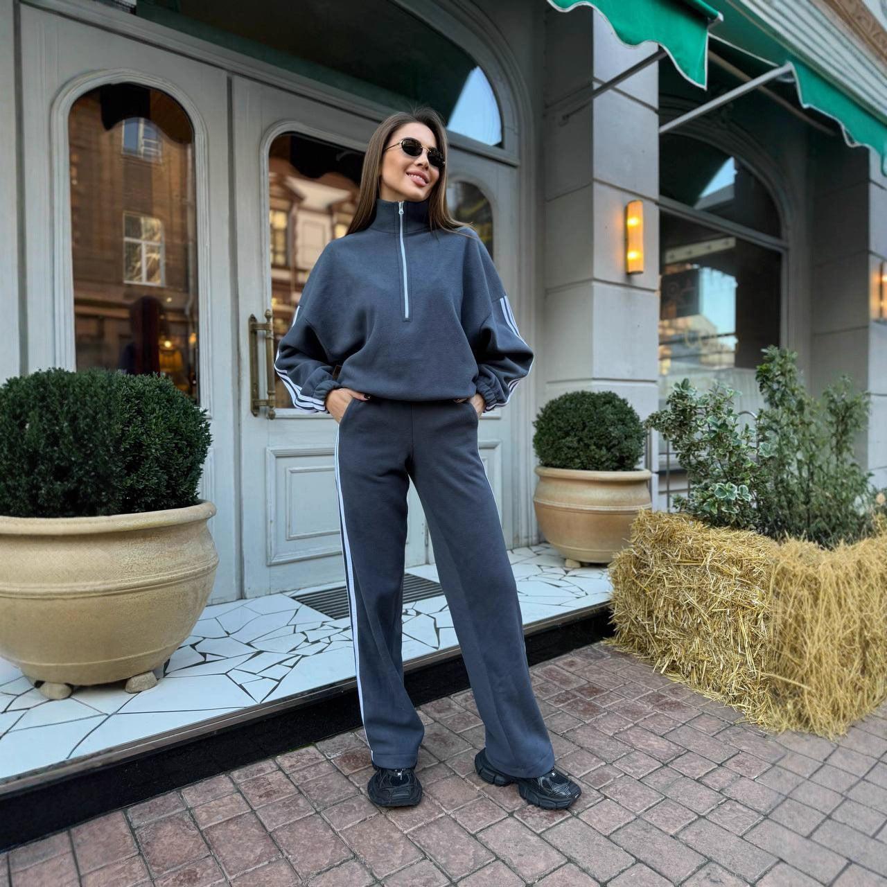 Damen Fleece-Oberteil mit Kragen und Jogginghose