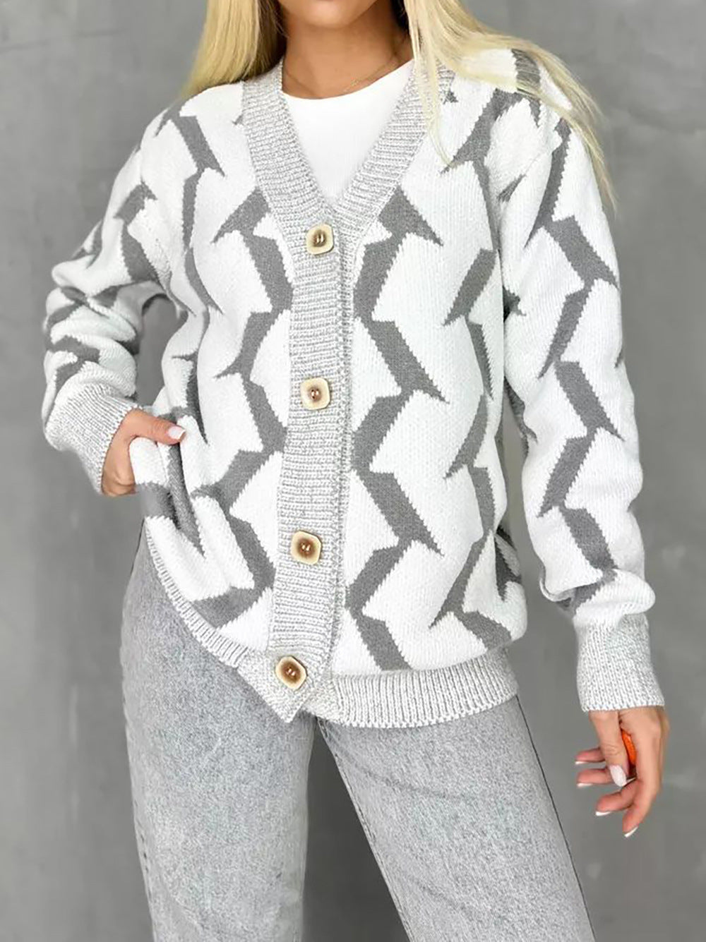 Damen Strickjacke Modernes Blitzenmuster Eveloria