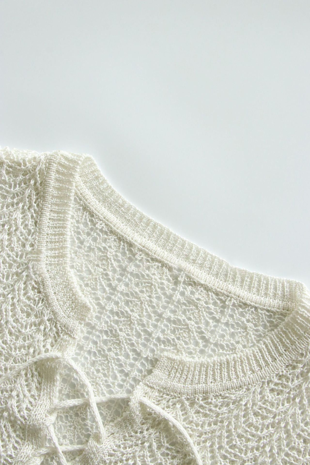 Damen Strickpulli Luftiger Look Raffinierter Auschnitt Beige