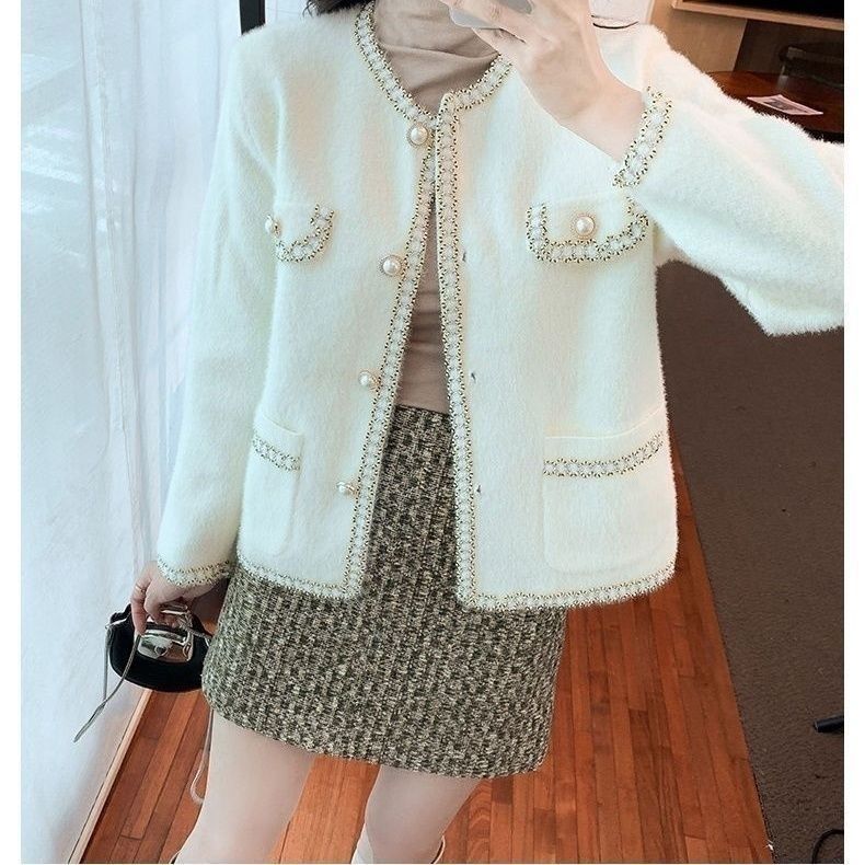 Eveloria Damen Bouclé-Jacke Perlenbesatz Elegantes Design